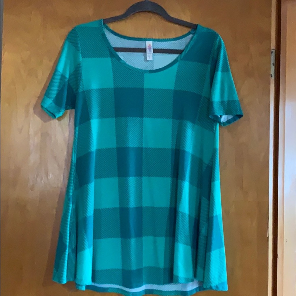 Lularoe top